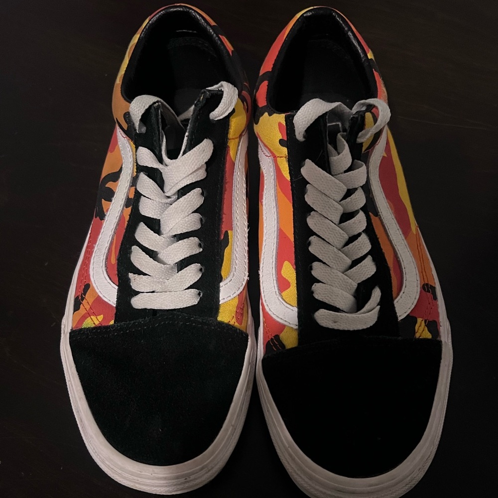 Vans old skool  Camo Black/White/ Orange/Red/Yellow US SIZE 8 with box
